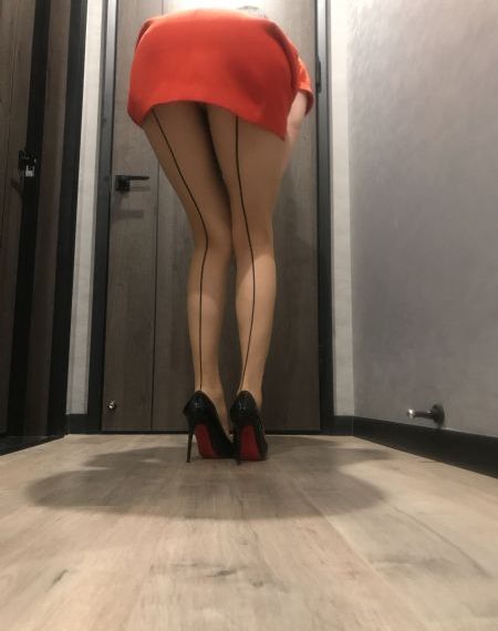 一脸嫌弃给你看胖次_电视剧完整版在线观看